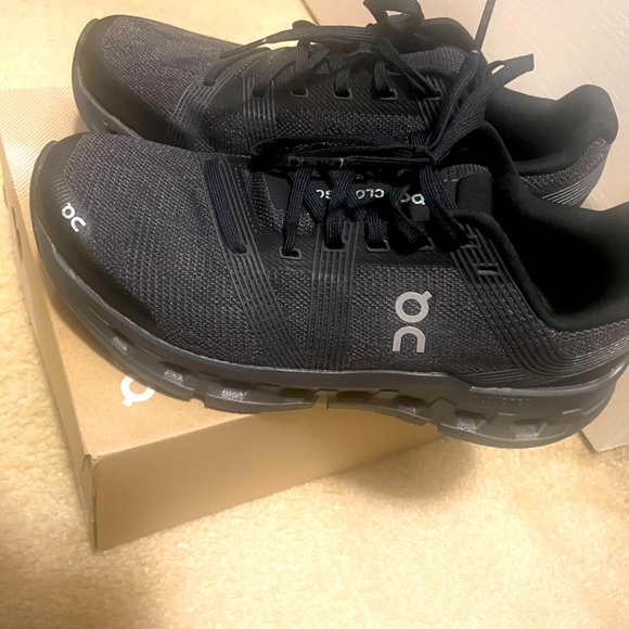 Cloudgo Wide Black/Eclipse - Picture 1 of 8